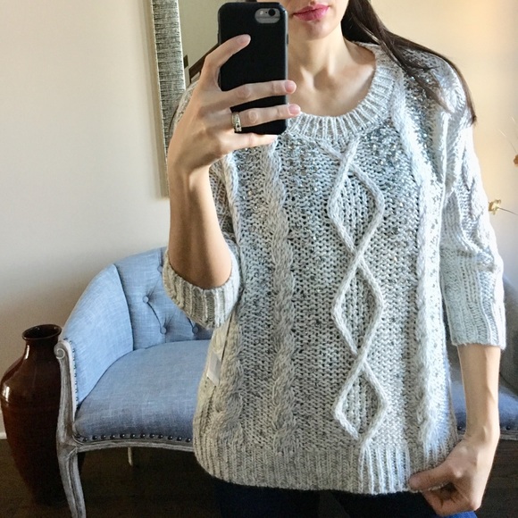 🚨 50% OFF BUNDLES OF 5! 🚨✨NWT✨JLO SWEATER - Picture 2 of 8